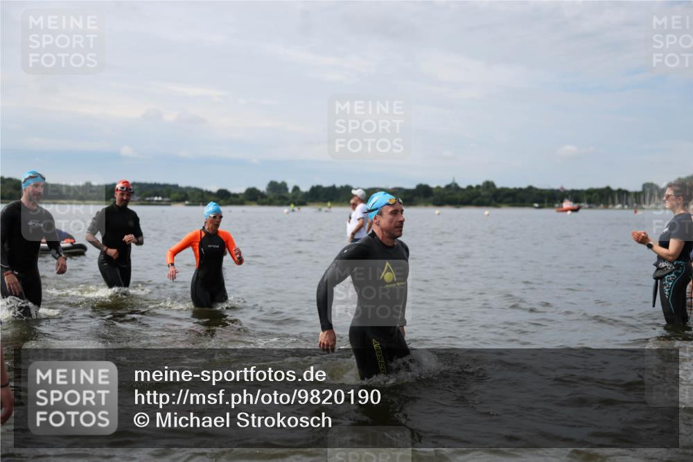21.06.2026 - Viking Triathlon Michael Strokosch http://msf.ph/oto/9820190 21.06.2026 10:53:55 Schwimmen 61, 97, 190, 203, 237, 257, 390, 515, 631 meine-sportfotos.de