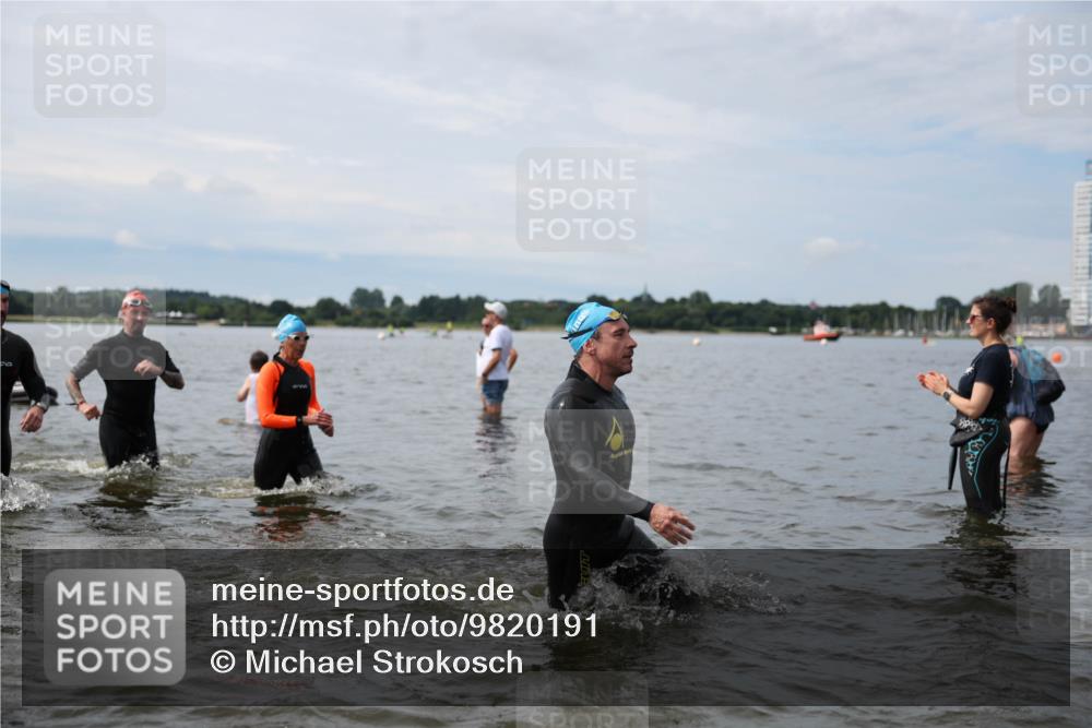 21.06.2026 - Viking Triathlon Michael Strokosch http://msf.ph/oto/9820191 21.06.2026 10:53:56 Schwimmen 61, 97, 190, 203, 237, 257, 390, 515, 631 meine-sportfotos.de
