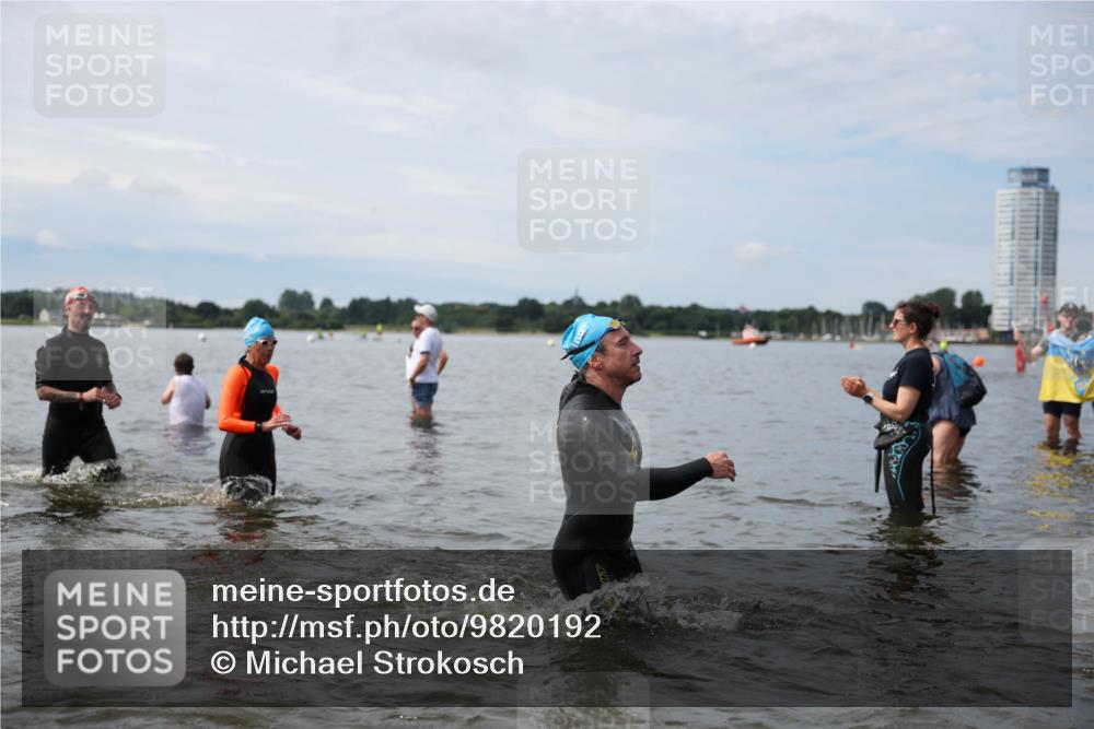 21.06.2026 - Viking Triathlon Michael Strokosch http://msf.ph/oto/9820192 21.06.2026 10:53:56 Schwimmen 61, 97, 190, 203, 237, 257, 390, 515, 631 meine-sportfotos.de