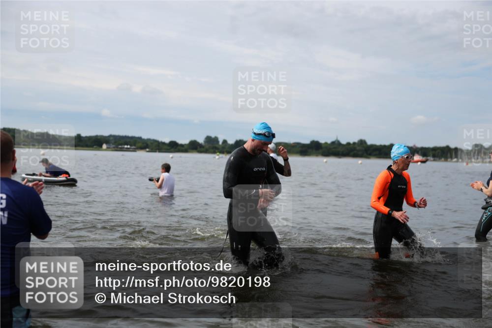 21.06.2026 - Viking Triathlon Michael Strokosch http://msf.ph/oto/9820198 21.06.2026 10:53:58 Schwimmen 61, 97, 190, 203, 237, 257, 390, 515, 631 meine-sportfotos.de