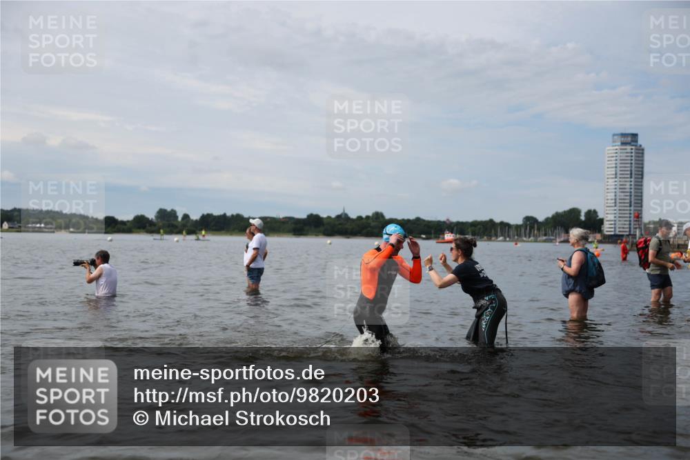 21.06.2026 - Viking Triathlon Michael Strokosch http://msf.ph/oto/9820203 21.06.2026 10:54:06 Schwimmen 61, 190, 237, 390, 631 meine-sportfotos.de