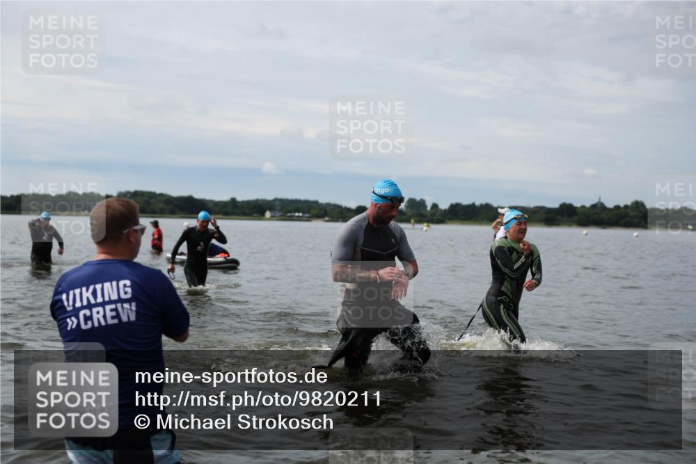 21.06.2026 - Viking Triathlon Michael Strokosch http://msf.ph/oto/9820211 21.06.2026 10:54:22 Schwimmen 413, 427, 504, 557, 613 meine-sportfotos.de