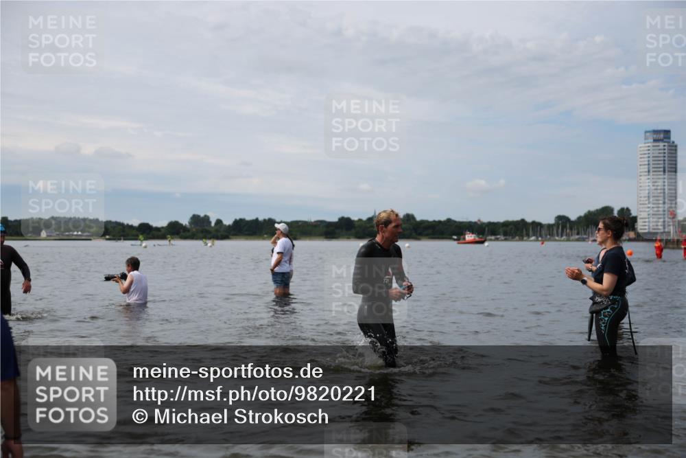 21.06.2026 - Viking Triathlon Michael Strokosch http://msf.ph/oto/9820221 21.06.2026 10:54:29 Schwimmen 275, 413, 427, 504, 557, 613 meine-sportfotos.de