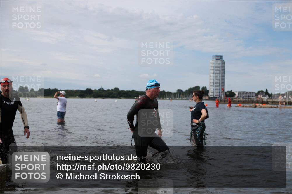 21.06.2026 - Viking Triathlon Michael Strokosch http://msf.ph/oto/9820230 21.06.2026 10:54:36 Schwimmen 52, 244, 275, 347, 413, 424, 504, 613 meine-sportfotos.de