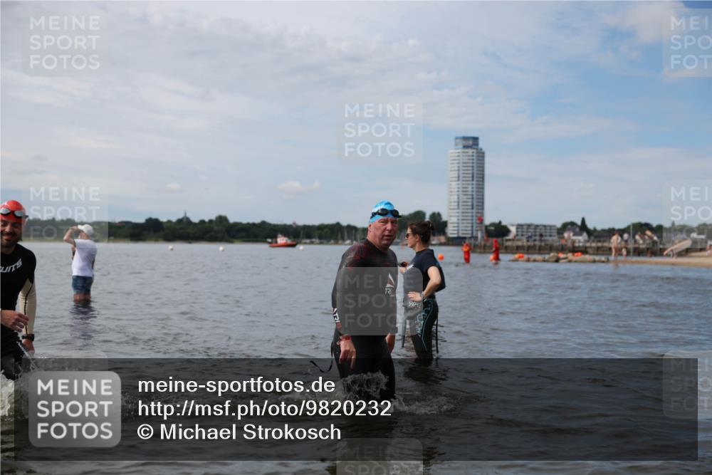 21.06.2026 - Viking Triathlon Michael Strokosch http://msf.ph/oto/9820232 21.06.2026 10:54:37 Schwimmen 52, 244, 275, 347, 413, 424, 504, 509, 613 meine-sportfotos.de