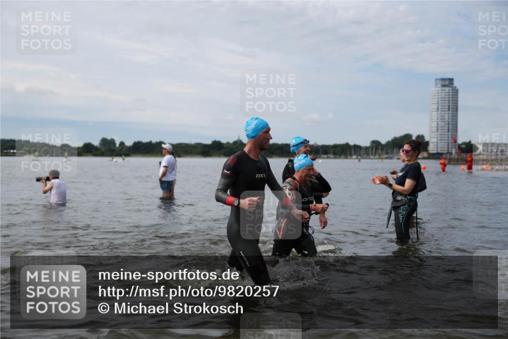 21.06.2026 - Viking Triathlon Michael Strokosch http://msf.ph/oto/9820257 21.06.2026 10:54:48 Schwimmen 52, 160, 244, 275, 309, 347, 424, 509 meine-sportfotos.de
