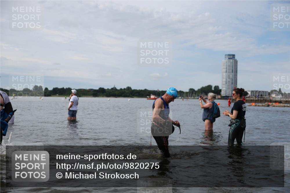 21.06.2026 - Viking Triathlon Michael Strokosch http://msf.ph/oto/9820275 21.06.2026 10:54:56 Schwimmen 52, 160, 244, 309, 347, 424, 509 meine-sportfotos.de