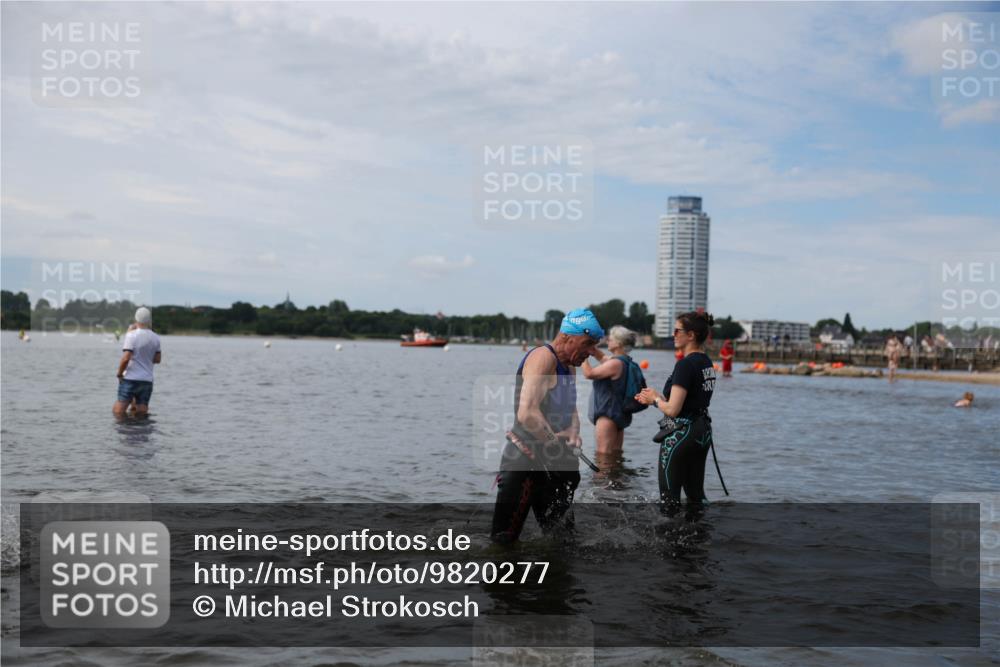 21.06.2026 - Viking Triathlon Michael Strokosch http://msf.ph/oto/9820277 21.06.2026 10:54:57 Schwimmen 52, 160, 244, 309, 347, 424, 509, 566 meine-sportfotos.de