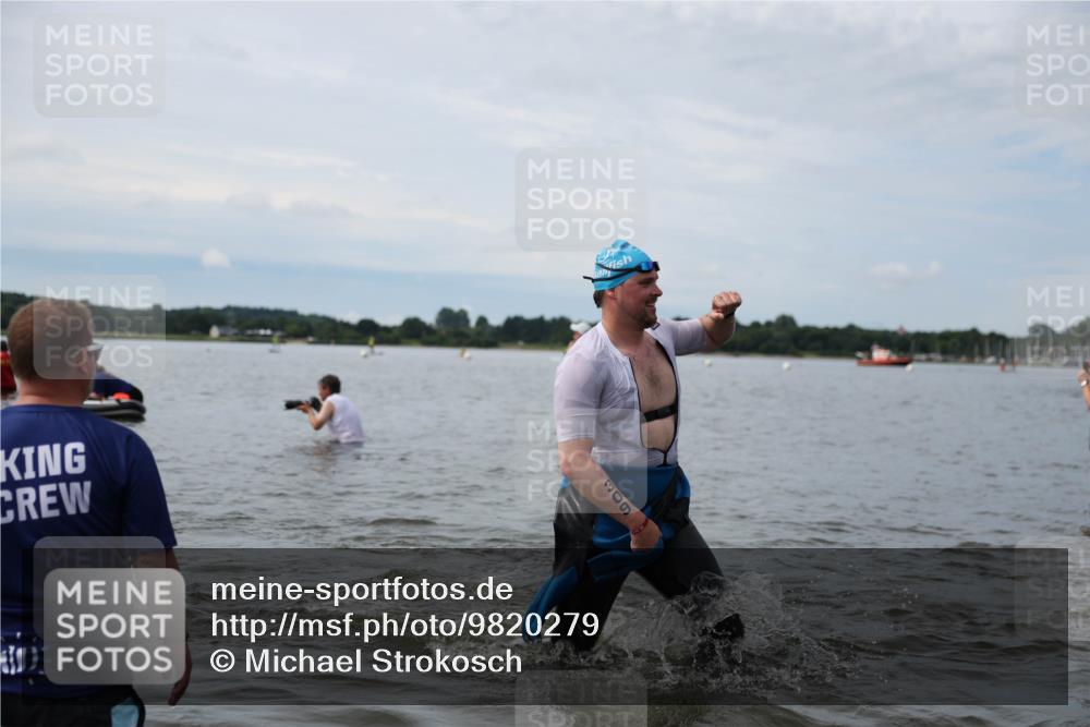 21.06.2026 - Viking Triathlon Michael Strokosch http://msf.ph/oto/9820279 21.06.2026 10:54:58 Schwimmen 52, 160, 244, 309, 347, 509, 566 meine-sportfotos.de