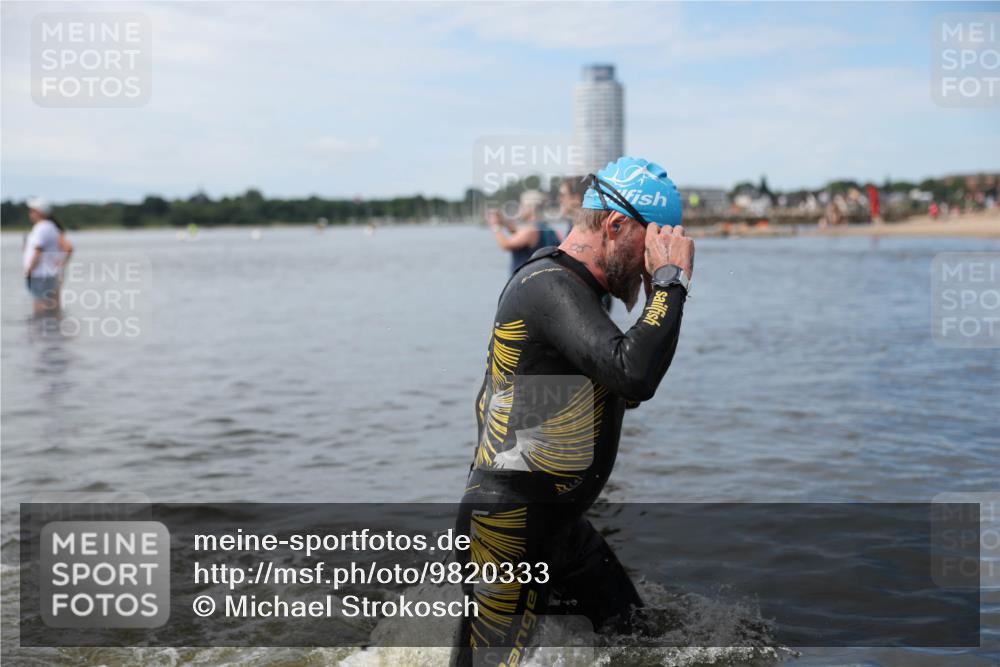 21.06.2026 - Viking Triathlon Michael Strokosch http://msf.ph/oto/9820333 21.06.2026 10:55:54 Schwimmen 77, 117, 264, 502 meine-sportfotos.de