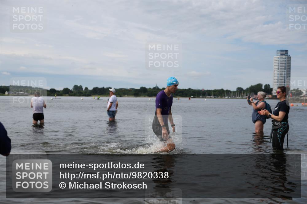 21.06.2026 - Viking Triathlon Michael Strokosch http://msf.ph/oto/9820338 21.06.2026 10:56:06 Schwimmen 24, 117, 357, 502 meine-sportfotos.de