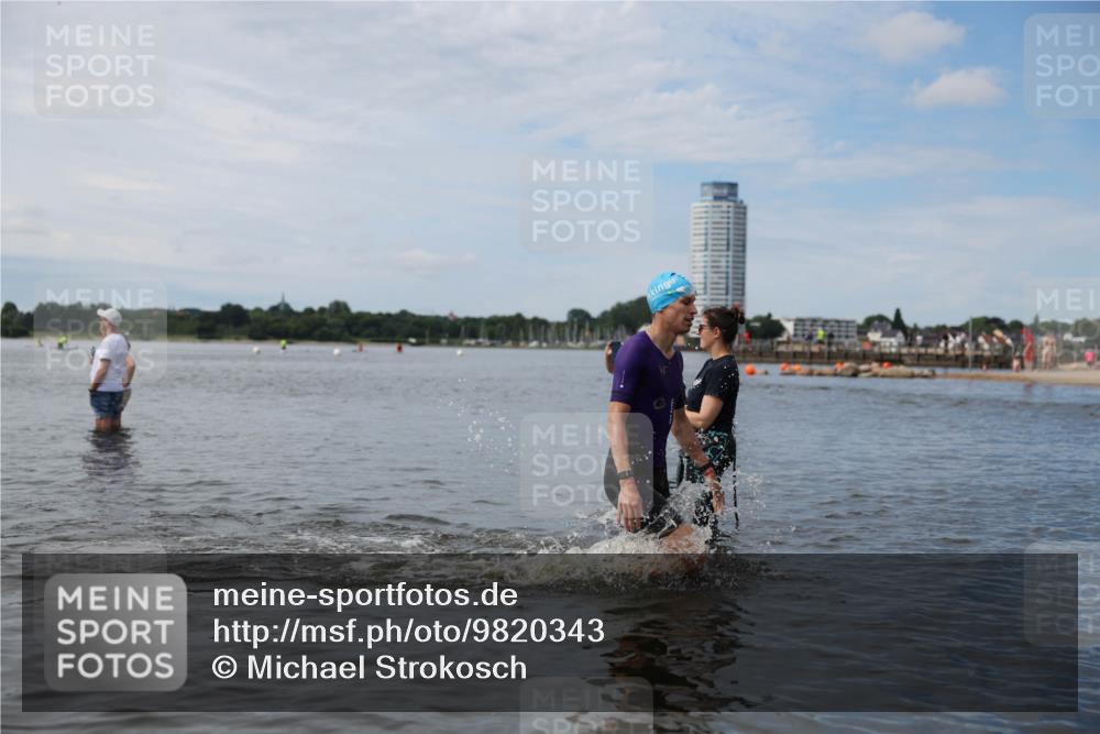 21.06.2026 - Viking Triathlon Michael Strokosch http://msf.ph/oto/9820343 21.06.2026 10:56:07 Schwimmen 24, 117, 357, 502 meine-sportfotos.de