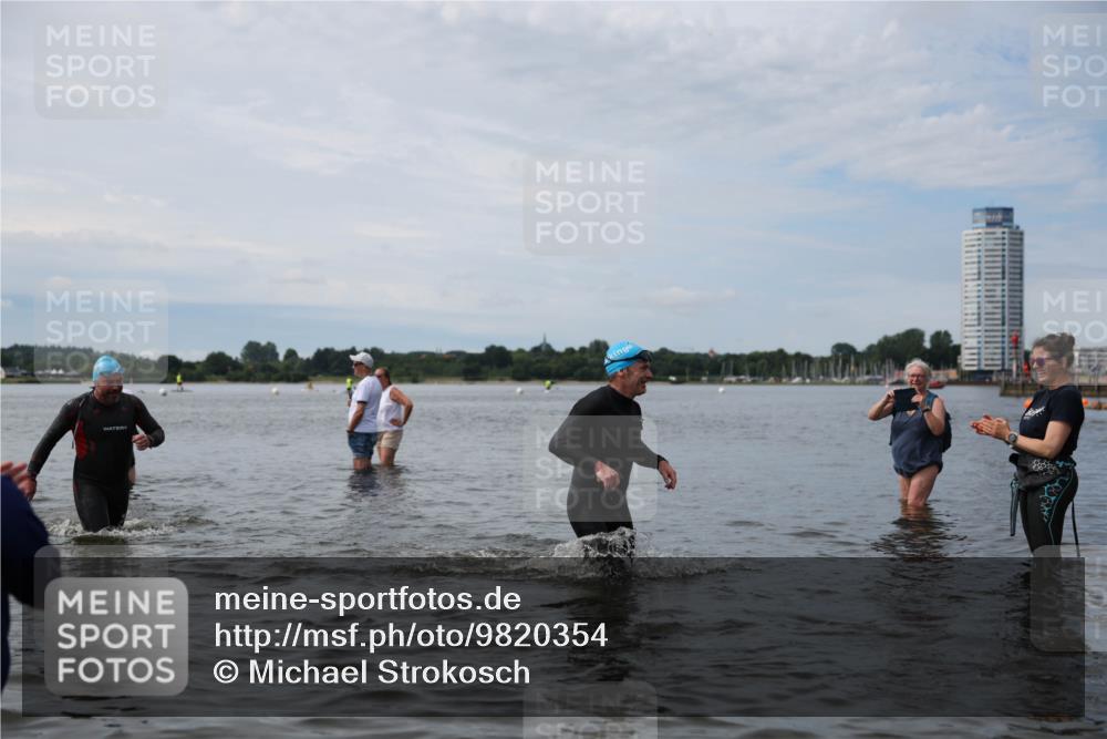 21.06.2026 - Viking Triathlon Michael Strokosch http://msf.ph/oto/9820354 21.06.2026 10:56:11 Schwimmen 24, 117, 127, 357, 502 meine-sportfotos.de