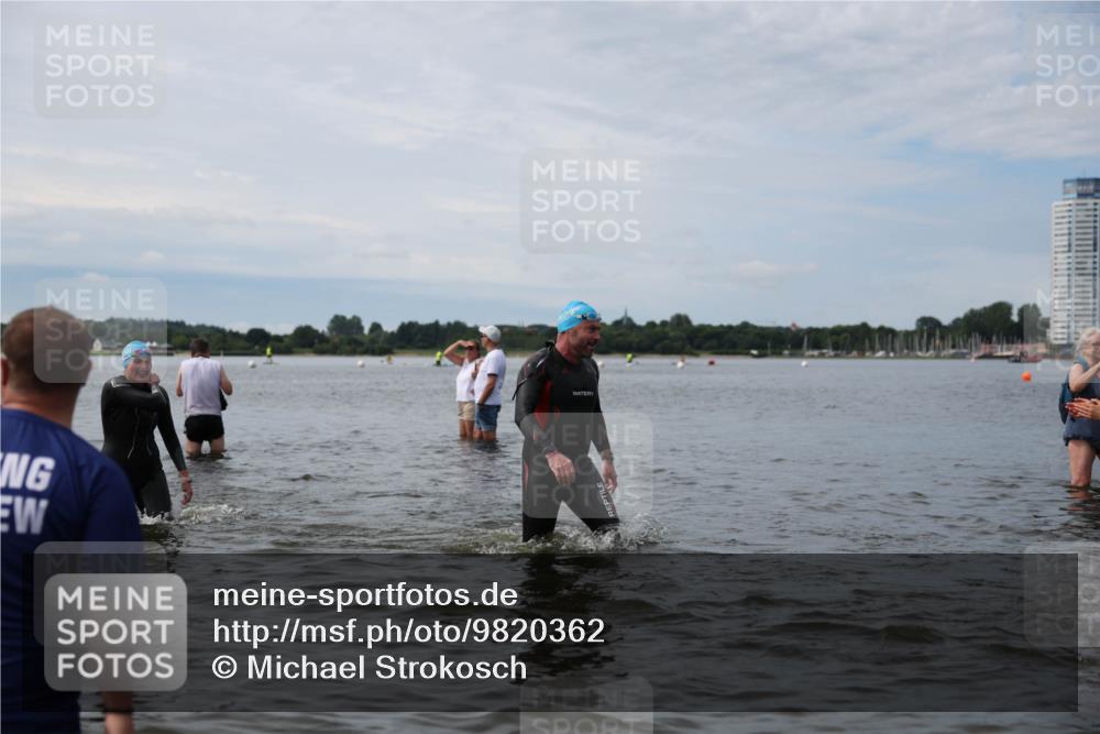 21.06.2026 - Viking Triathlon Michael Strokosch http://msf.ph/oto/9820362 21.06.2026 10:56:14 Schwimmen 24, 117, 127, 357, 502 meine-sportfotos.de