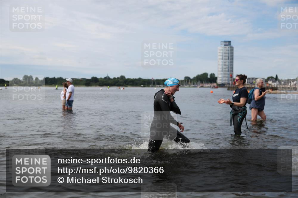 21.06.2026 - Viking Triathlon Michael Strokosch http://msf.ph/oto/9820366 21.06.2026 10:56:18 Schwimmen 24, 127, 357, 502 meine-sportfotos.de
