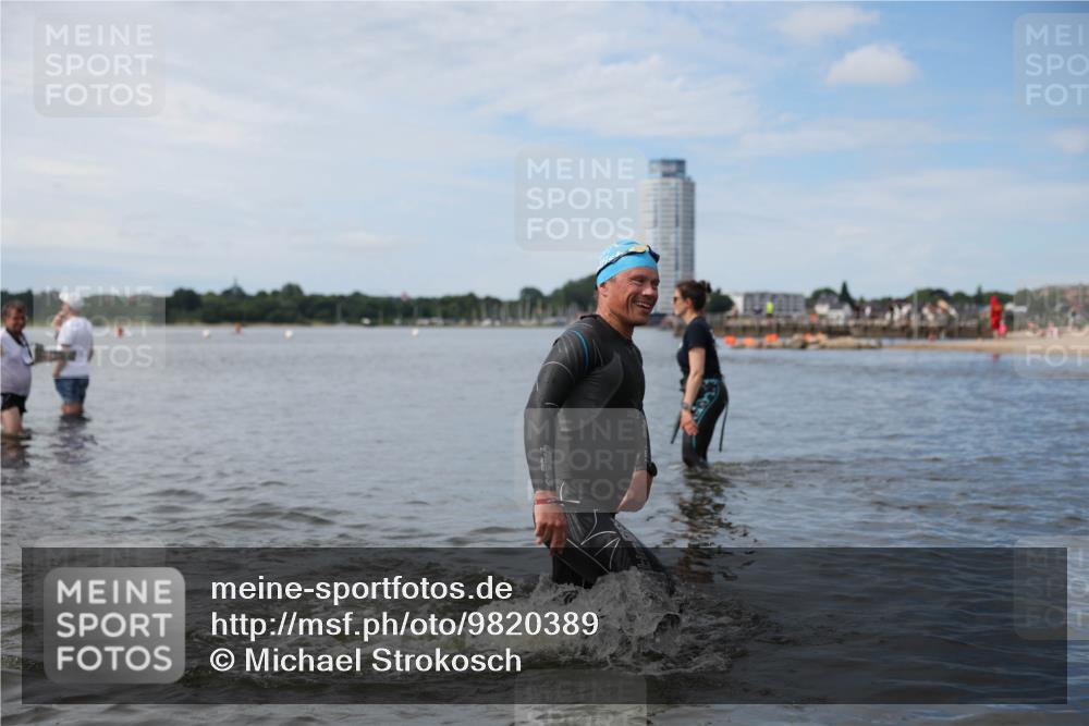 21.06.2026 - Viking Triathlon Michael Strokosch http://msf.ph/oto/9820389 21.06.2026 10:56:37 Schwimmen 374 meine-sportfotos.de