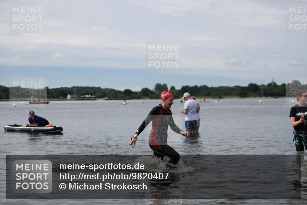 21.06.2026 - Viking Triathlon Michael Strokosch http://msf.ph/oto/9820407 21.06.2026 10:57:29 Schwimmen 652 meine-sportfotos.de