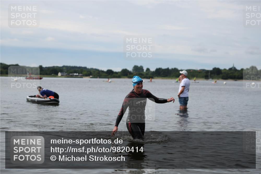 21.06.2026 - Viking Triathlon Michael Strokosch http://msf.ph/oto/9820414 21.06.2026 10:57:45 Schwimmen 224 meine-sportfotos.de