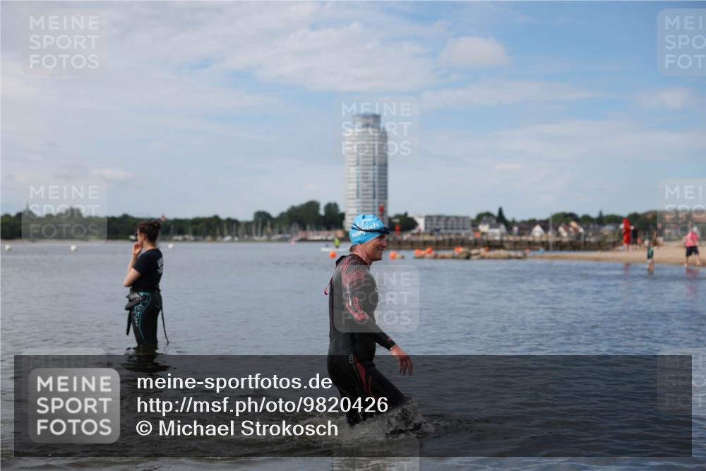 21.06.2026 - Viking Triathlon Michael Strokosch http://msf.ph/oto/9820426 21.06.2026 10:57:49 Schwimmen 224 meine-sportfotos.de