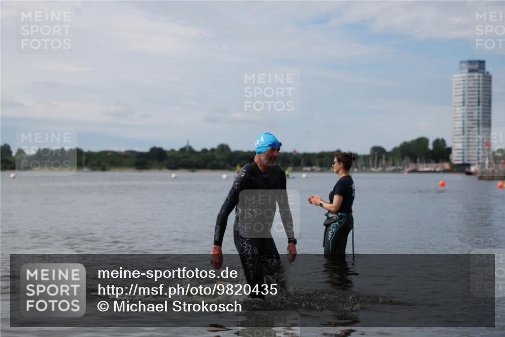 21.06.2026 - Viking Triathlon Michael Strokosch http://msf.ph/oto/9820435 21.06.2026 10:58:27 Schwimmen 439 meine-sportfotos.de