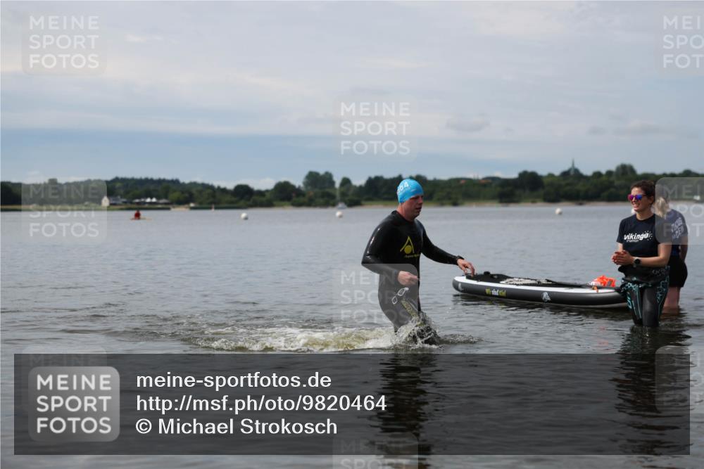 21.06.2026 - Viking Triathlon Michael Strokosch http://msf.ph/oto/9820464 21.06.2026 10:59:09 Schwimmen 106, 253 meine-sportfotos.de
