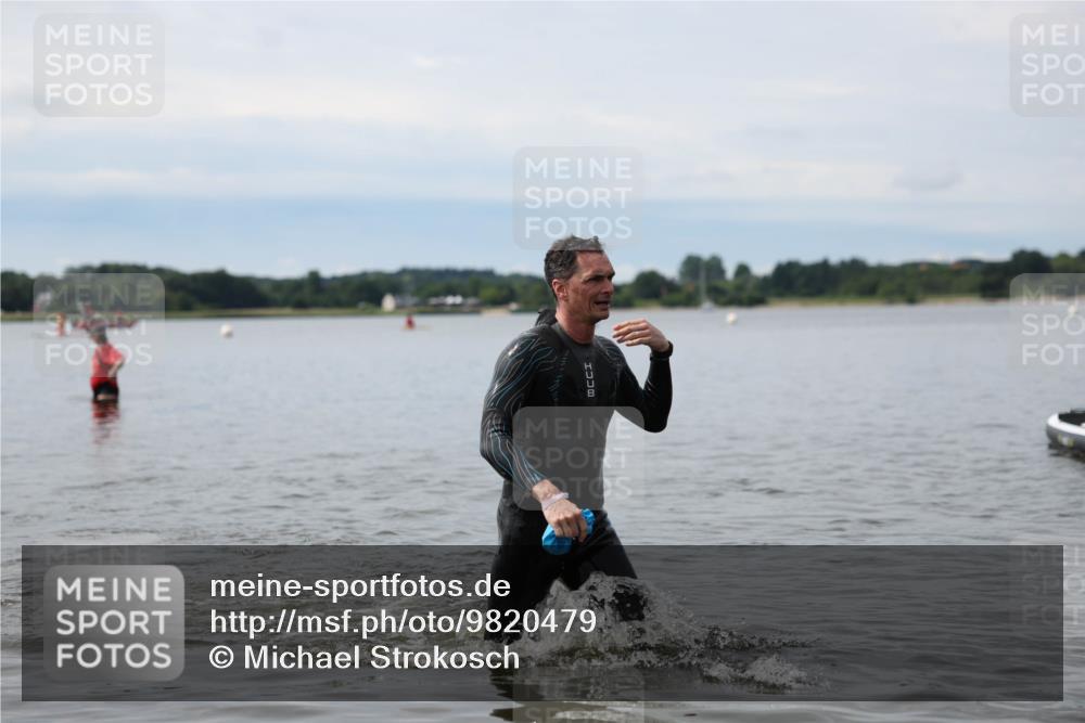 21.06.2026 - Viking Triathlon Michael Strokosch http://msf.ph/oto/9820479 21.06.2026 10:59:18 Schwimmen 106, 253 meine-sportfotos.de
