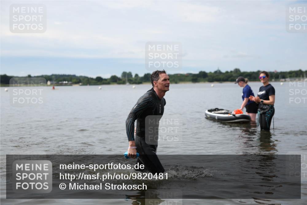 21.06.2026 - Viking Triathlon Michael Strokosch http://msf.ph/oto/9820481 21.06.2026 10:59:19 Schwimmen 106, 253 meine-sportfotos.de