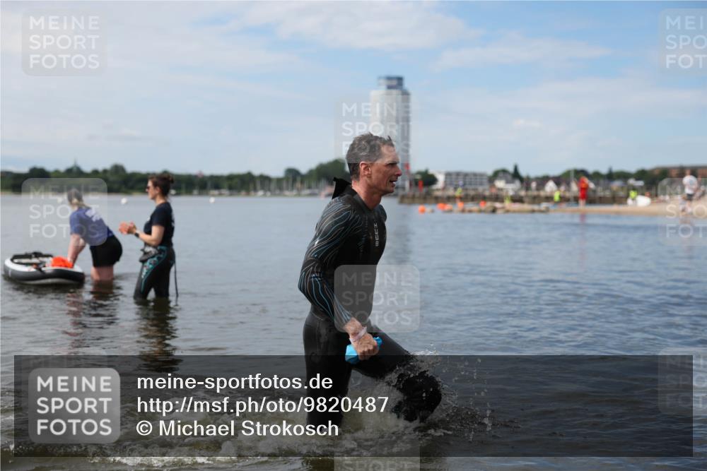 21.06.2026 - Viking Triathlon Michael Strokosch http://msf.ph/oto/9820487 21.06.2026 10:59:21 Schwimmen 253 meine-sportfotos.de