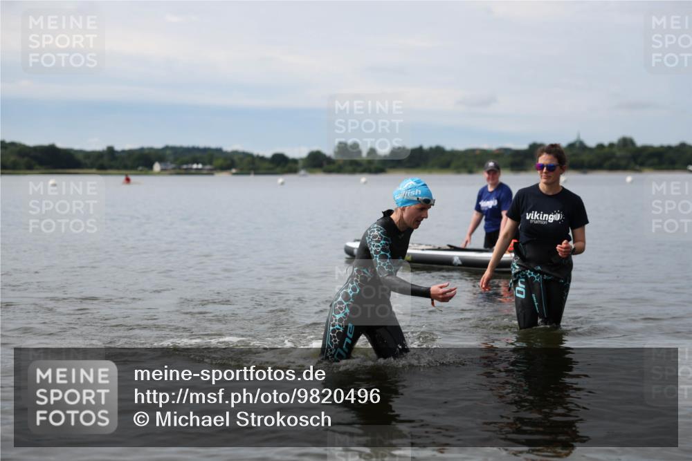 21.06.2026 - Viking Triathlon Michael Strokosch http://msf.ph/oto/9820496 21.06.2026 10:59:43 Schwimmen 542 meine-sportfotos.de