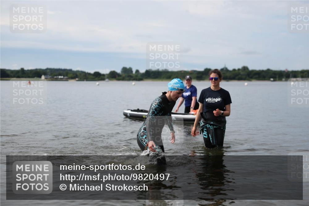 21.06.2026 - Viking Triathlon Michael Strokosch http://msf.ph/oto/9820497 21.06.2026 10:59:43 Schwimmen 542 meine-sportfotos.de