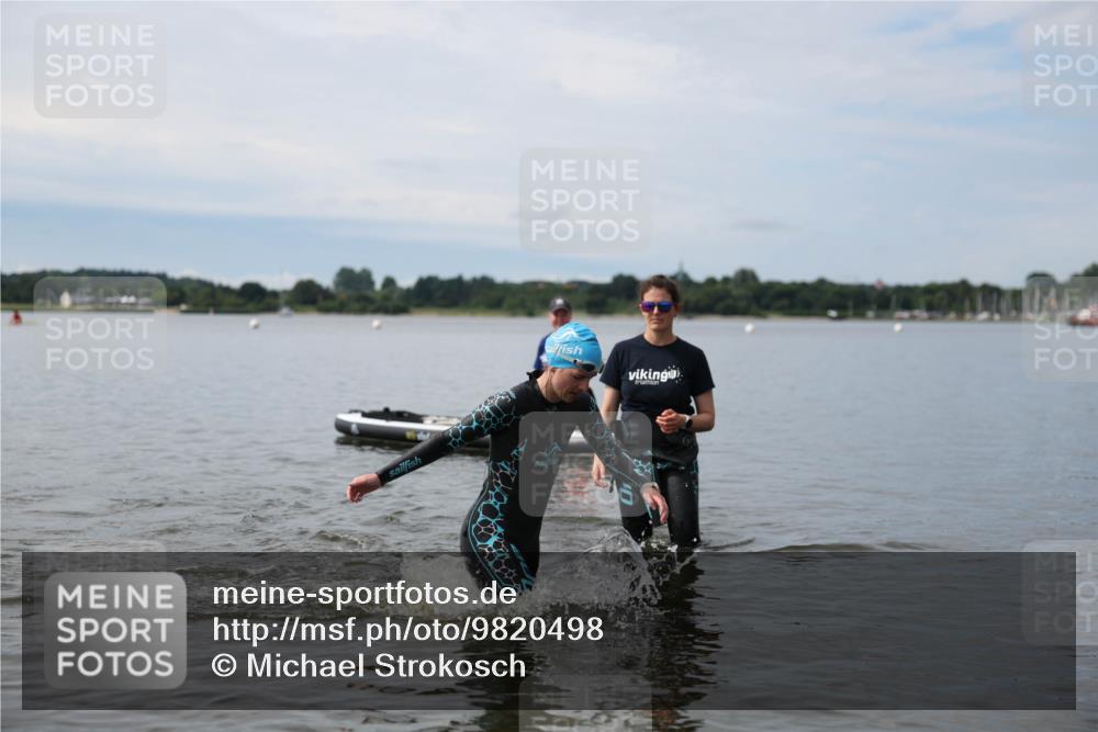 21.06.2026 - Viking Triathlon Michael Strokosch http://msf.ph/oto/9820498 21.06.2026 10:59:44 Schwimmen 542 meine-sportfotos.de