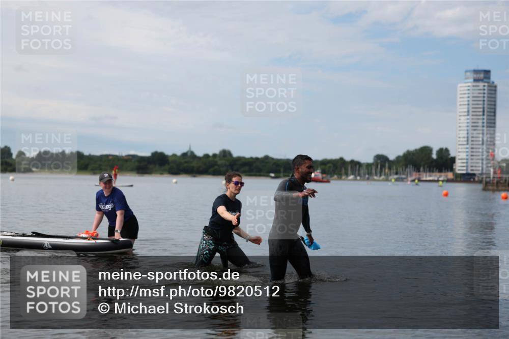 21.06.2026 - Viking Triathlon Michael Strokosch http://msf.ph/oto/9820512 21.06.2026 11:01:02 Schwimmen 71 meine-sportfotos.de