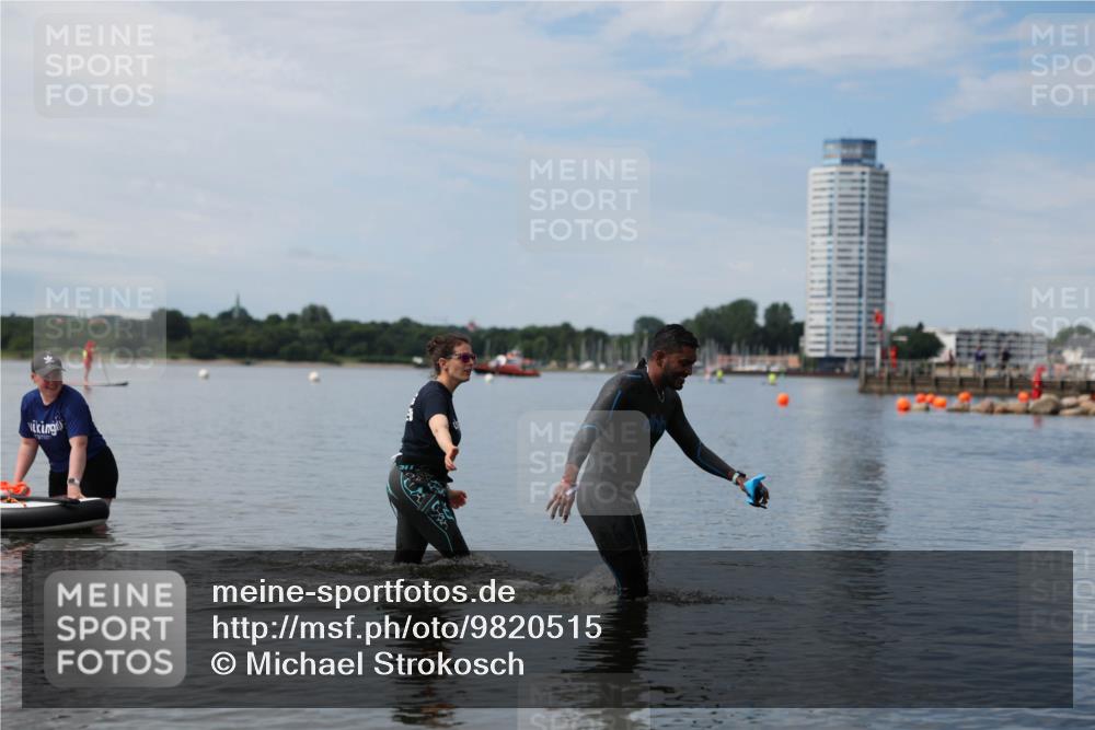21.06.2026 - Viking Triathlon Michael Strokosch http://msf.ph/oto/9820515 21.06.2026 11:01:03 Schwimmen 71 meine-sportfotos.de