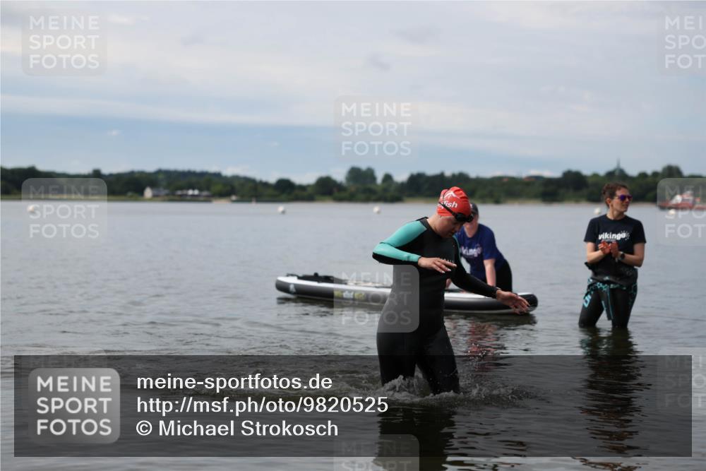 21.06.2026 - Viking Triathlon Michael Strokosch http://msf.ph/oto/9820525 21.06.2026 11:01:58 Schwimmen 646 meine-sportfotos.de