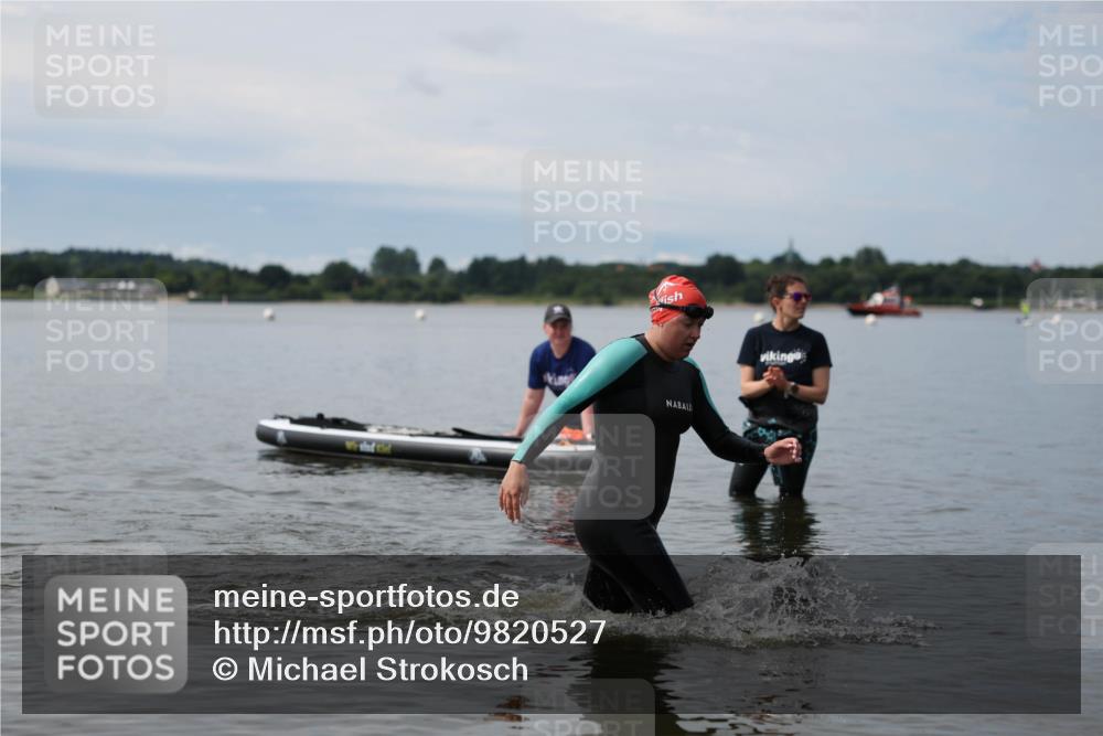 21.06.2026 - Viking Triathlon Michael Strokosch http://msf.ph/oto/9820527 21.06.2026 11:01:58 Schwimmen 646 meine-sportfotos.de