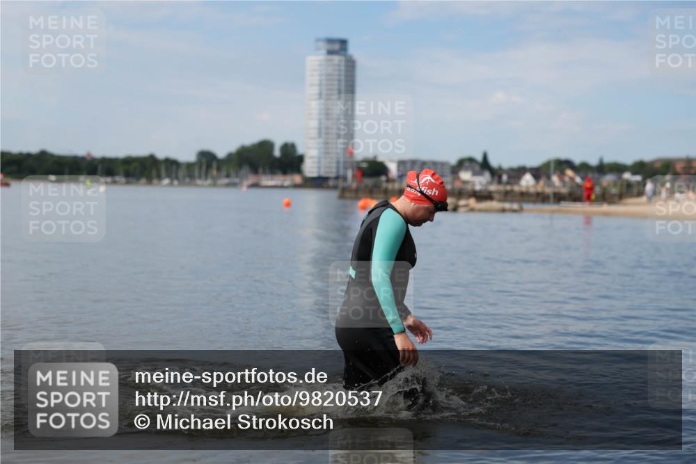 21.06.2026 - Viking Triathlon Michael Strokosch http://msf.ph/oto/9820537 21.06.2026 11:02:01 Schwimmen 646 meine-sportfotos.de