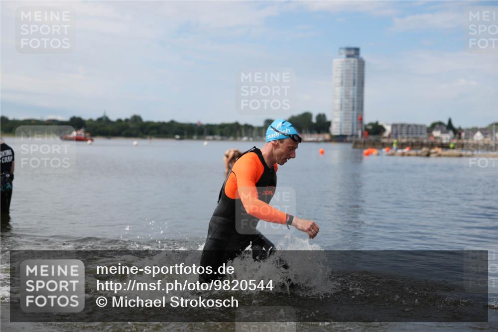 21.06.2026 - Viking Triathlon Michael Strokosch http://msf.ph/oto/9820544 21.06.2026 11:02:52 Schwimmen 379 meine-sportfotos.de