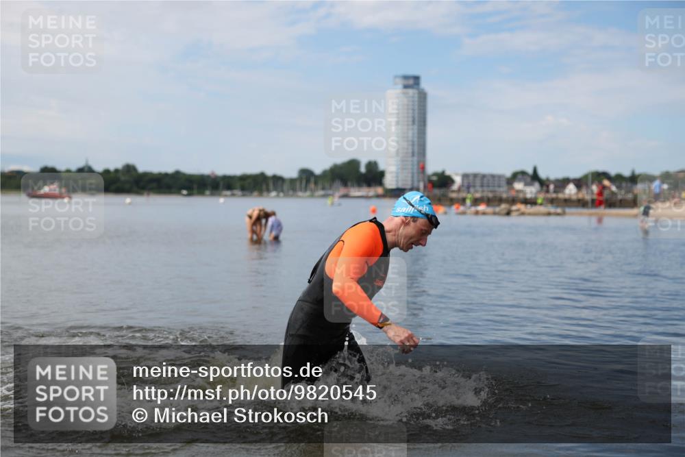 21.06.2026 - Viking Triathlon Michael Strokosch http://msf.ph/oto/9820545 21.06.2026 11:02:52 Schwimmen 379 meine-sportfotos.de