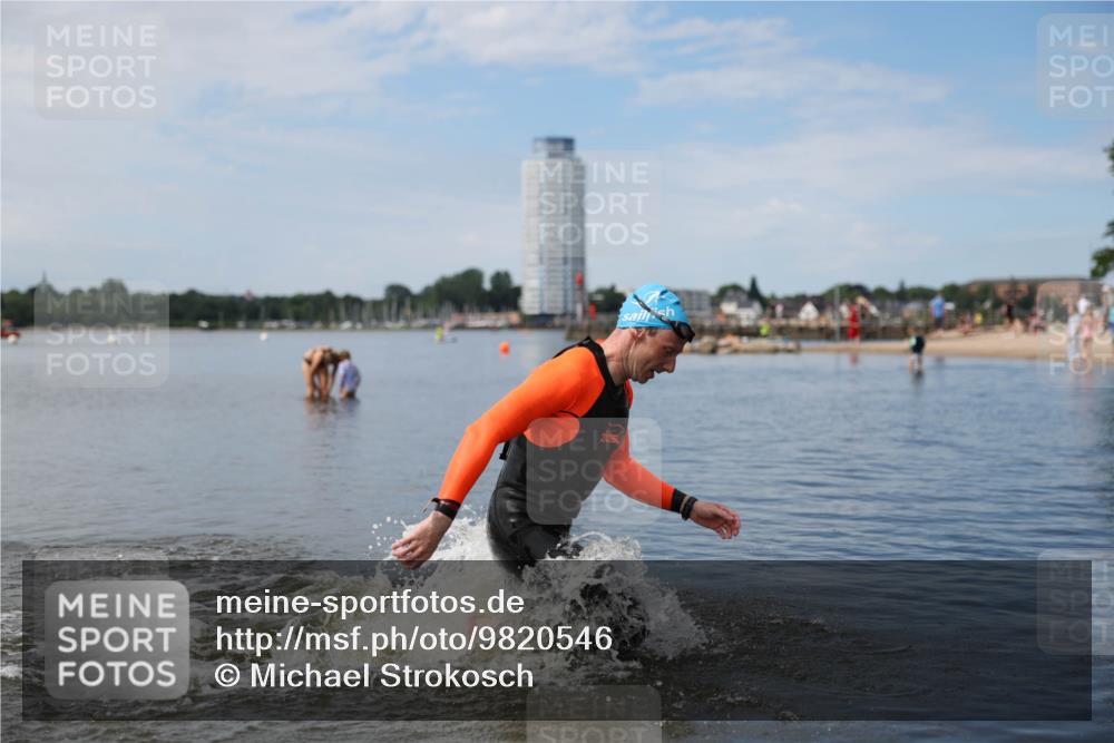21.06.2026 - Viking Triathlon Michael Strokosch http://msf.ph/oto/9820546 21.06.2026 11:02:52 Schwimmen 379 meine-sportfotos.de