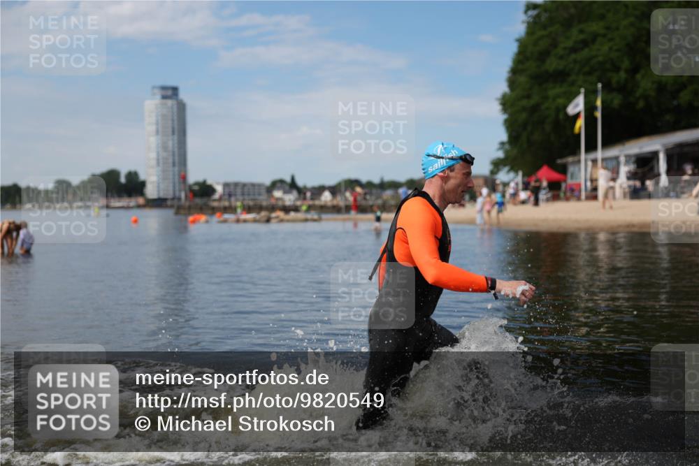 21.06.2026 - Viking Triathlon Michael Strokosch http://msf.ph/oto/9820549 21.06.2026 11:02:53 Schwimmen 379 meine-sportfotos.de