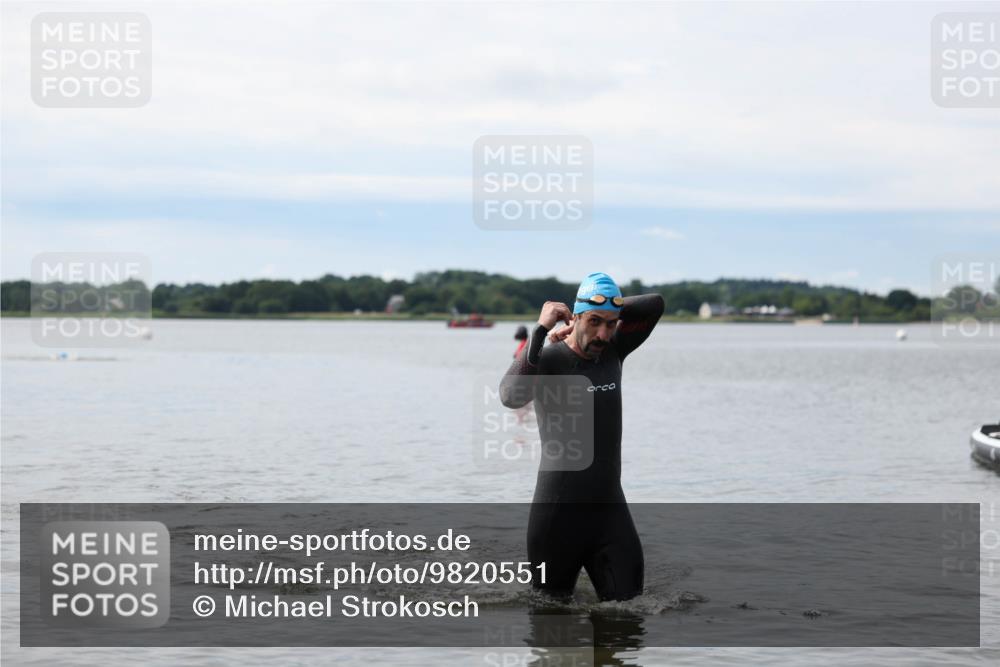 21.06.2026 - Viking Triathlon Michael Strokosch http://msf.ph/oto/9820551 21.06.2026 11:03:19 Schwimmen 529 meine-sportfotos.de