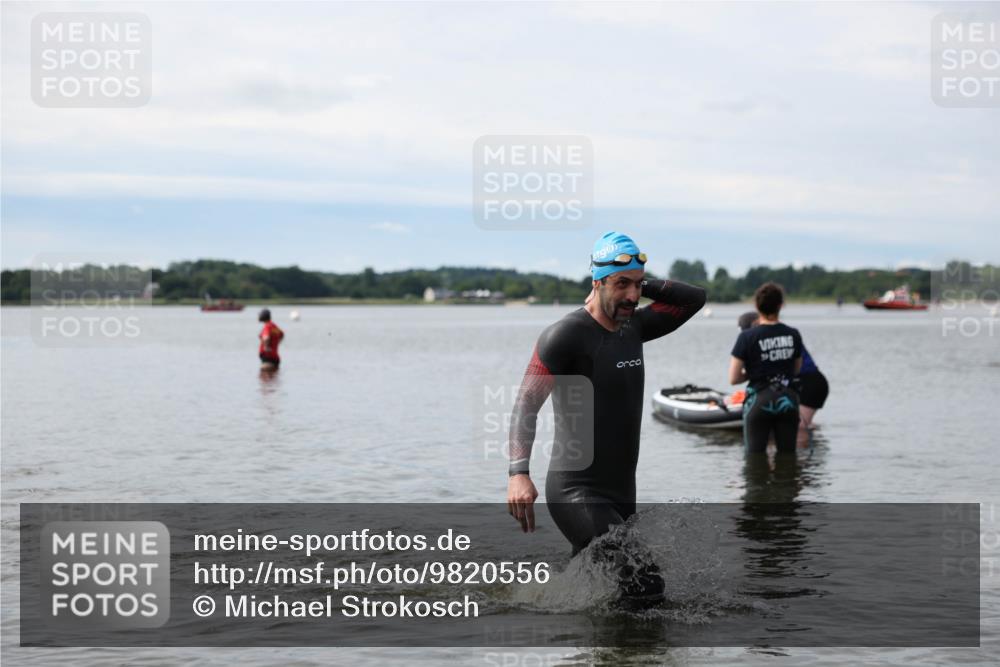 21.06.2026 - Viking Triathlon Michael Strokosch http://msf.ph/oto/9820556 21.06.2026 11:03:21 Schwimmen 529 meine-sportfotos.de