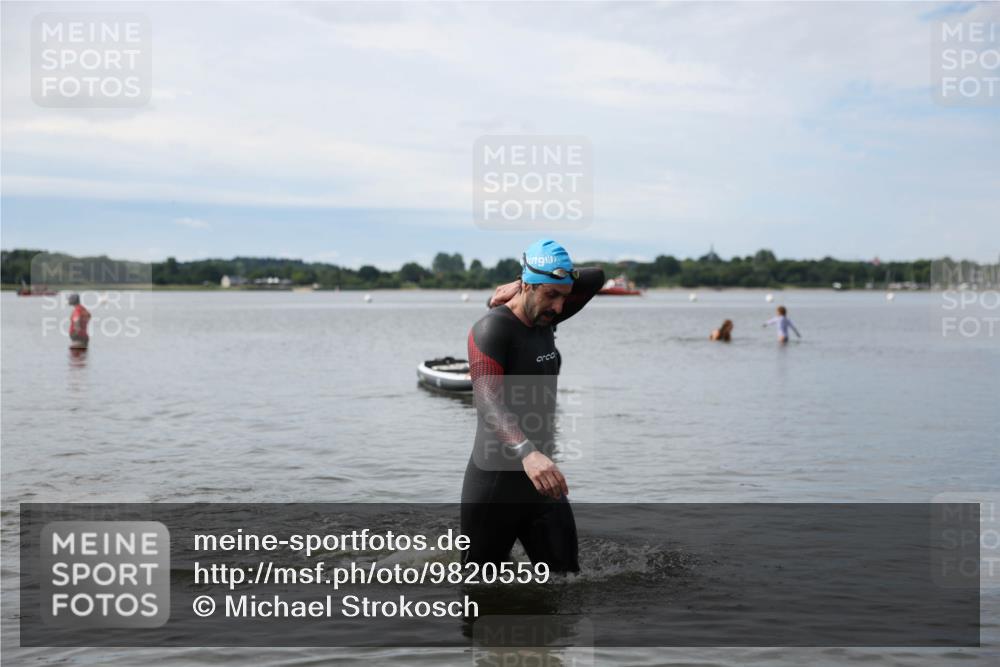 21.06.2026 - Viking Triathlon Michael Strokosch http://msf.ph/oto/9820559 21.06.2026 11:03:21 Schwimmen 529 meine-sportfotos.de
