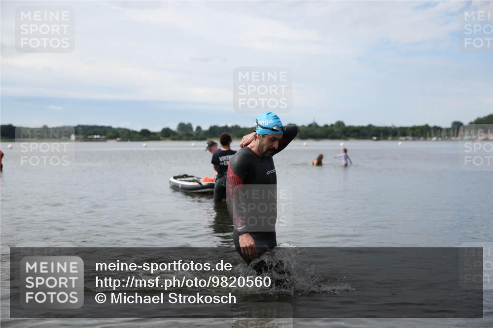 21.06.2026 - Viking Triathlon Michael Strokosch http://msf.ph/oto/9820560 21.06.2026 11:03:22 Schwimmen 529 meine-sportfotos.de