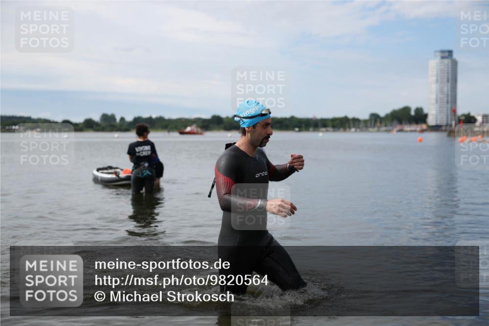 21.06.2026 - Viking Triathlon Michael Strokosch http://msf.ph/oto/9820564 21.06.2026 11:03:22 Schwimmen 529 meine-sportfotos.de