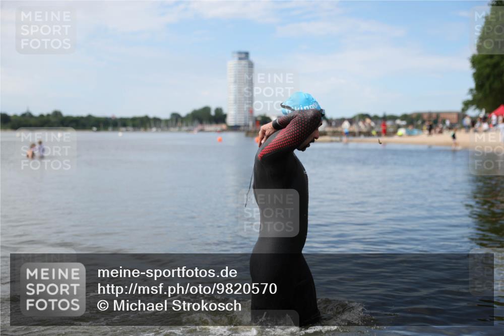 21.06.2026 - Viking Triathlon Michael Strokosch http://msf.ph/oto/9820570 21.06.2026 11:03:24 Schwimmen 529 meine-sportfotos.de