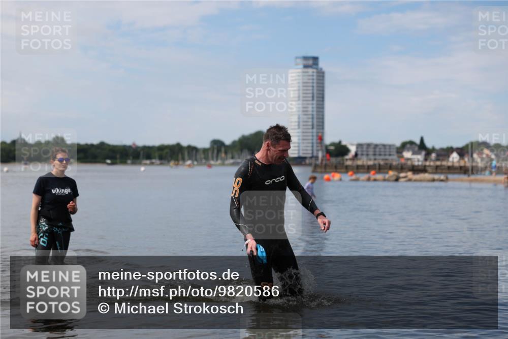 21.06.2026 - Viking Triathlon Michael Strokosch http://msf.ph/oto/9820586 21.06.2026 11:04:12 Schwimmen 421 meine-sportfotos.de