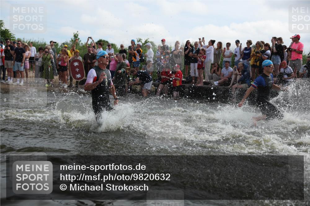21.06.2026 - Viking Triathlon Michael Strokosch http://msf.ph/oto/9820632 21.06.2026 10:00:35 Schwimmen 25, 31, 104, 334, 422, 453, 474, 547, 548, 575, 610, 620, 626, 637, 669 meine-sportfotos.de
