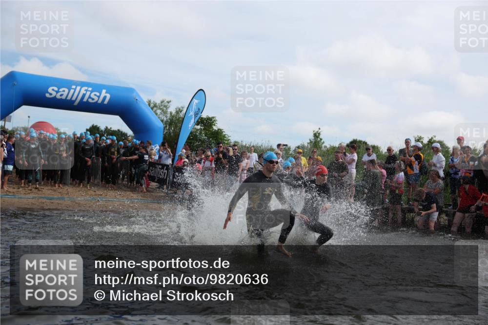 21.06.2026 - Viking Triathlon Michael Strokosch http://msf.ph/oto/9820636 21.06.2026 10:00:38 Schwimmen 25, 31, 104, 334, 422, 453, 474, 548, 610, 620, 626 meine-sportfotos.de