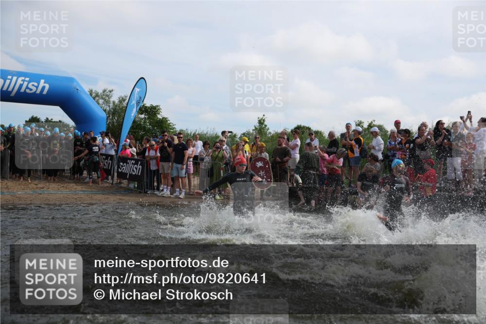 21.06.2026 - Viking Triathlon Michael Strokosch http://msf.ph/oto/9820641 21.06.2026 10:00:39 Schwimmen 25, 31, 46, 104, 334, 422, 426, 453, 474, 548, 620, 626 meine-sportfotos.de